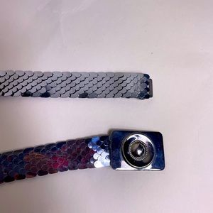 Vintage 80s silver metal fish scale belt